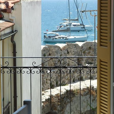 Nafpaktos Apartment And Studios In Port Zewnętrze zdjęcie